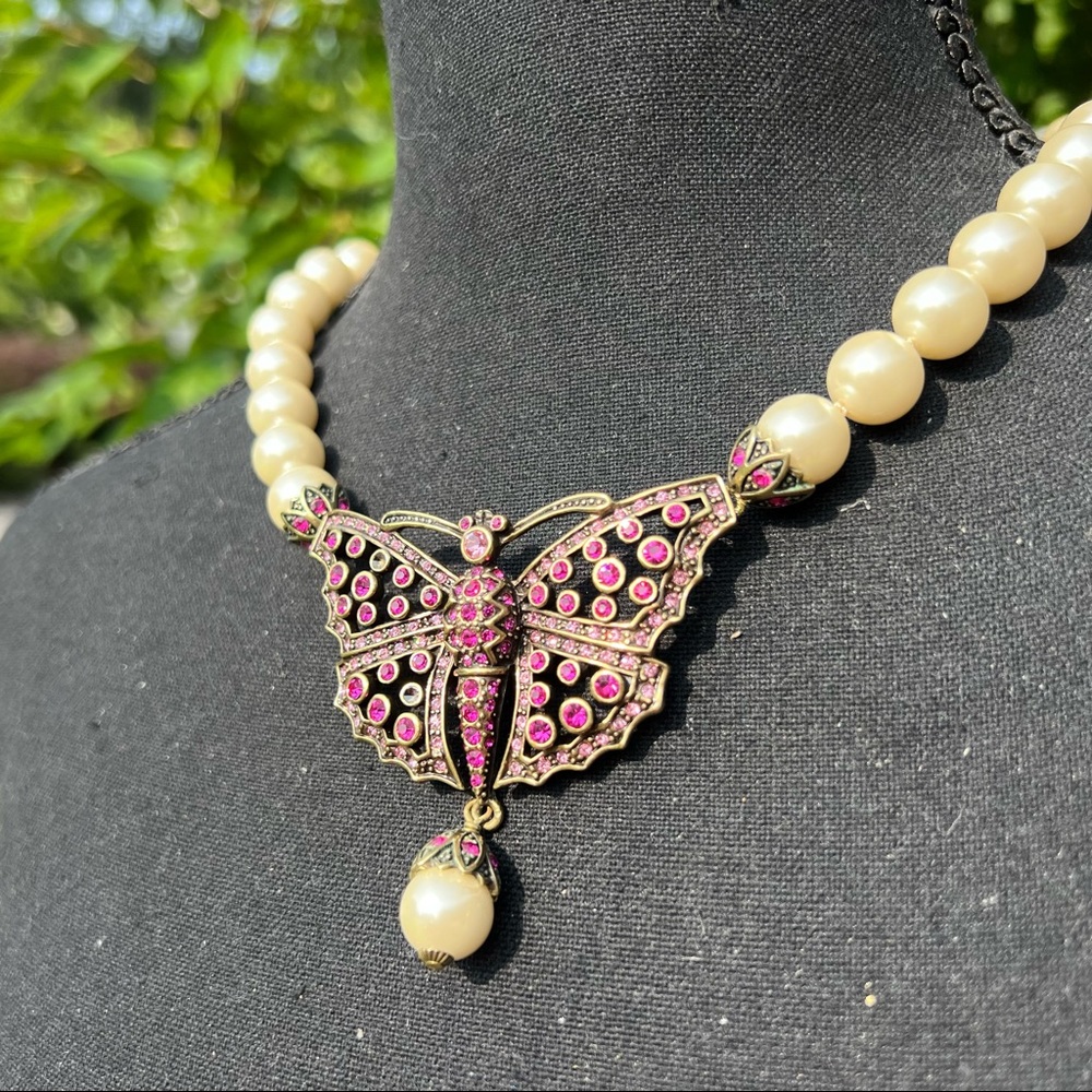 & Heidi Daus Magnificent Fuchsia &Pearl a butterfly Necklace - Picture 9 of 12
